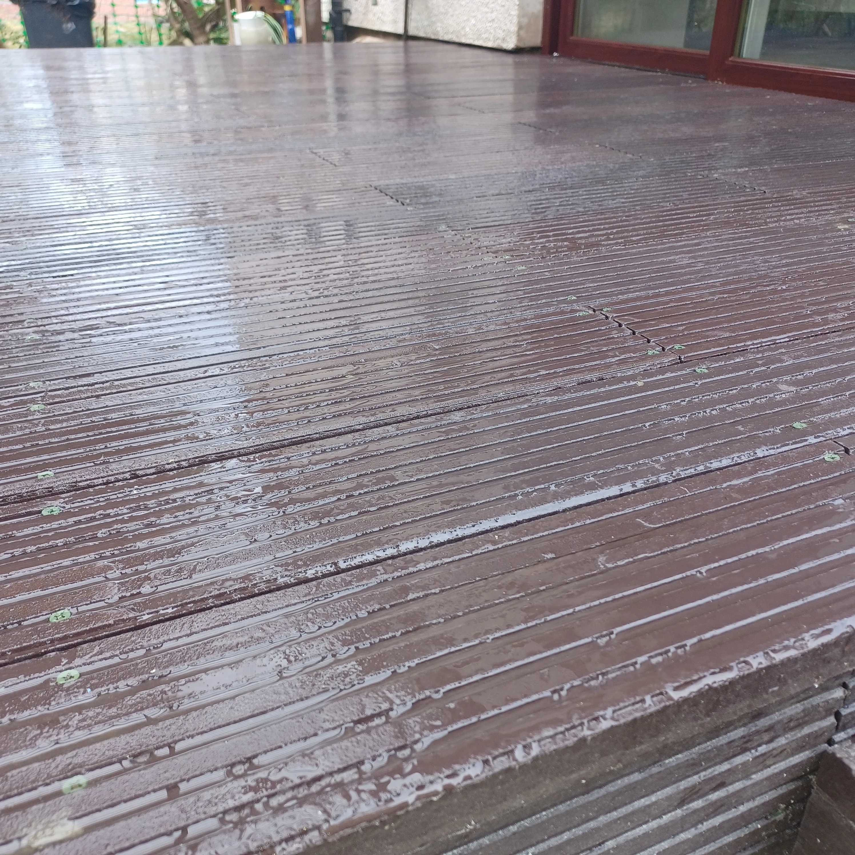 Solid Recycled Plastic Decking Boards: A Straightforward Buyer's Guide