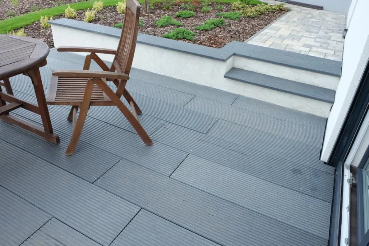 Composite Decking vs Solid Recycled Plastic Boards: Which Should You Choose?